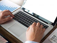 Yota и медиахудожник Brickspacer открыли «КриптоРоссию» на NFT-маркетплейсе Rarible