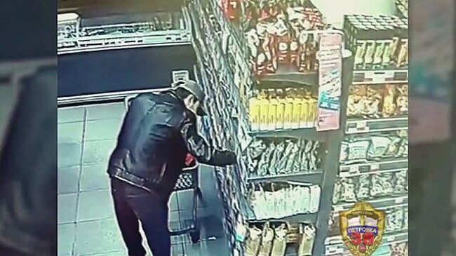 Полиция задержала москвича за кражу 46 упаковок кофе
