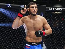 Магомед Умалатов в первом раунде нокаутировал американца Дилано Тейлора на Гран-При PFL