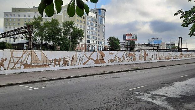 В Воронеже завершили создание 200-метровой Петровской росписи