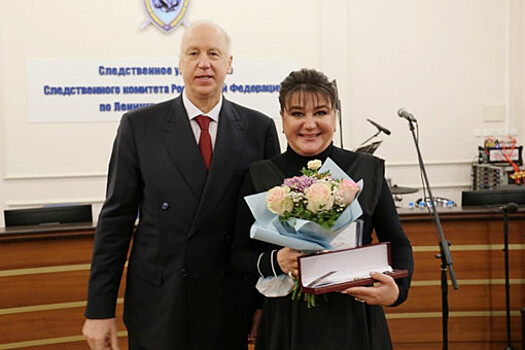 Бастрыкин наградил медалями актеров из "Улиц разбитых фонарей"