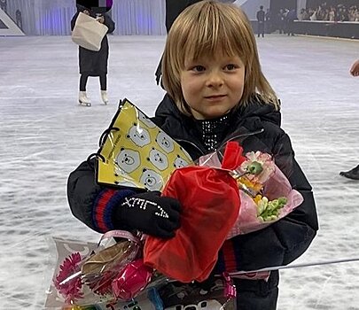 «Вырос в большого гномища»: сын Рудковской показал свое детское фото