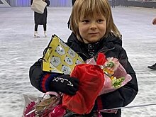 «Вырос в большого гномища»: сын Рудковской показал свое детское фото