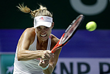 Цибулкова обыграла Кербер в финале итогового турнира WTA
