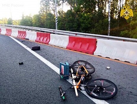 Рано утром на окружной Калуги сбили велосипедиста