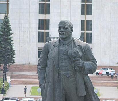 Лениниана на улицах Челябинска