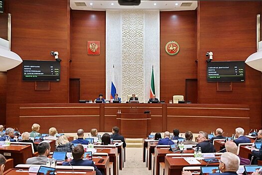 Новые требования к кандидату в раисы, смягчение условий выплат ветеранам — что обсуждали на сессии Госсовета