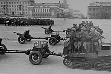 Зачем Сталин провел парад-дублер в Куйбышеве