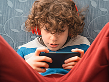 Глубока ли кроличья нора? В какую ловушку загоняют детей рекомендательные алгоритмы YouTube