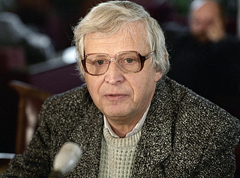 Умер писатель Леонид Жуховицкий