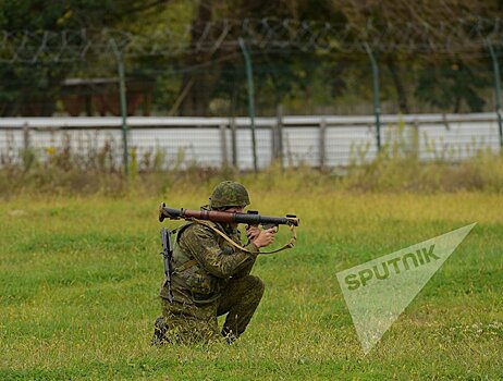 Реактивный "Шмель" и кинотеатр в Урале: военные ЮВО провели учения