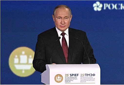 Путин возглавил топ-10 медиаперсон ПМЭФ-2022 в соцмедиа