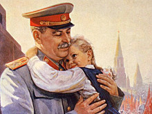 Как сложилась судьба девочки, поцеловавшей Сталина