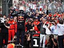 Макс Ферстаппен выиграл Гран-при Монако Формулы-1, Алонсо — второй, Окон — третий