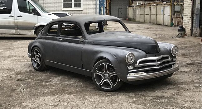 Старую и ржавую «Победу» переделали в хот-род на шасси «Mercedes-Benz»