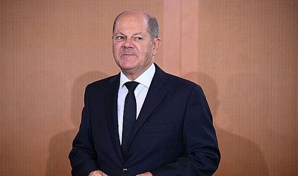 Канцлер Германии ответил на призывы «англосаксов» брать в долг