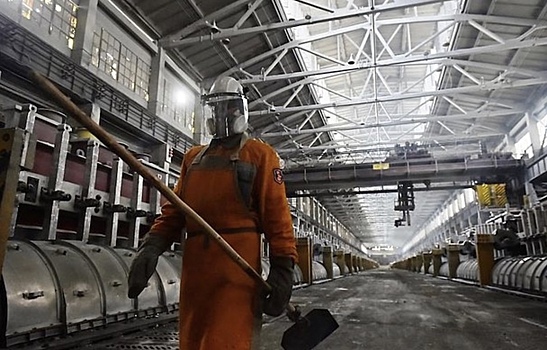 Прогнозы для кризисной российской отрасли ухудшили