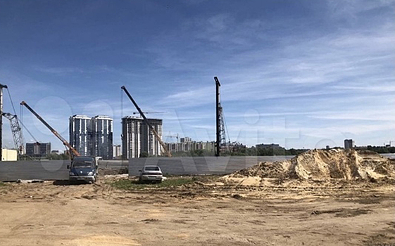 Ещё один участок земли на Московском шоссе выставили на продажу под застройку
