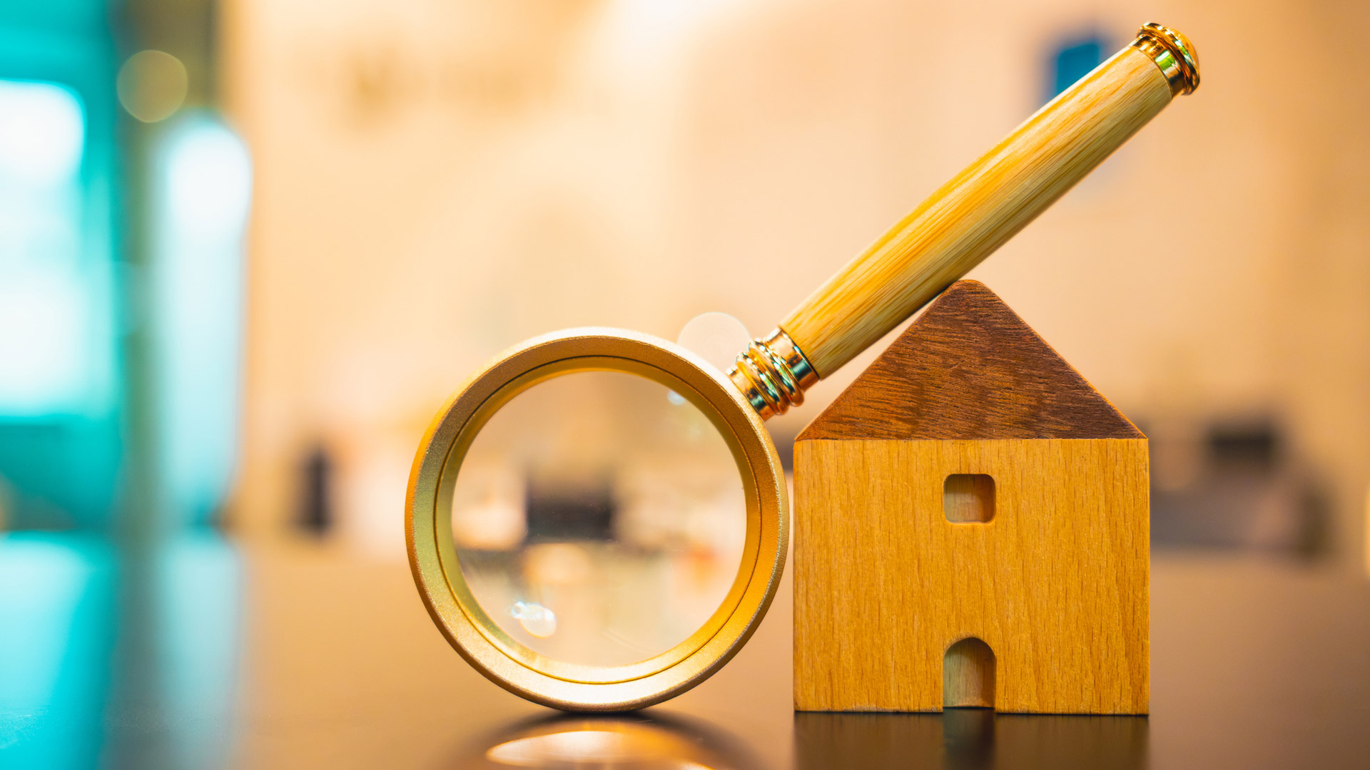 Как проверить продавца квартиры на долги, чтобы не остаться без жилья