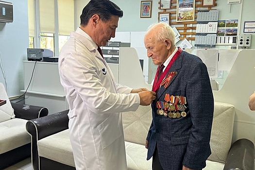 В Калмыкии наградили легендарного генерала Городовикова