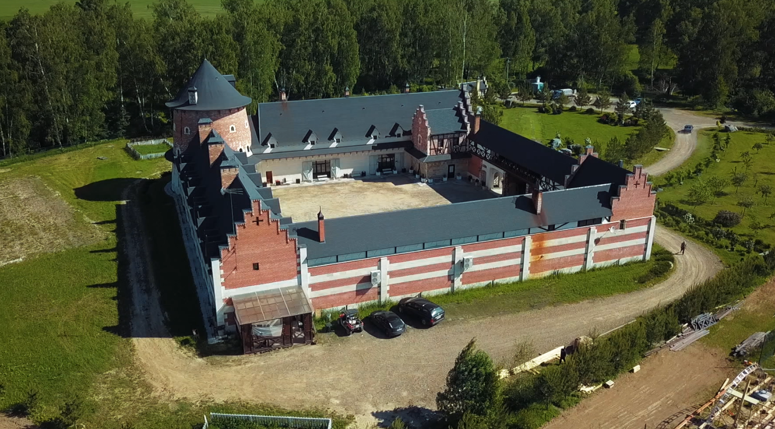 Коломна замок la ferme. Ферме реве. Ля ферм де реве коломна. Коломна la ferme de reve отель. Ля ферм де реве коломна.