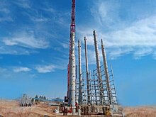 Строго по графику: на этиленнике "Нижнекамскнефтехима" смонтирована 15-я по счету крупногабаритная колонна