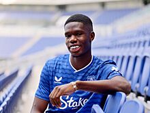 «Эвертон» купил у «Вильярреала» нападающего Тьерно Барри