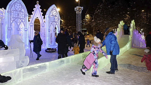 По просьбам горожан в Пуровске зимой построят горку