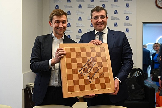 Никитин и Карякин открыли шахматный клуб в Нижнем Новгороде