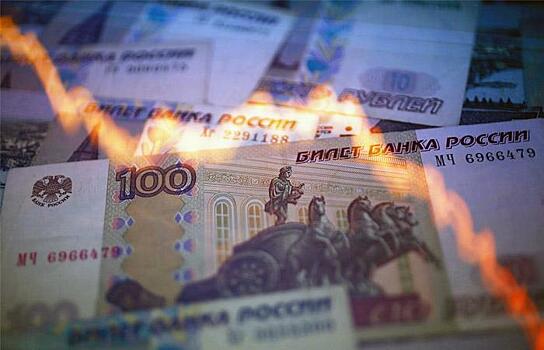 Экономист назвал сроки резкого обвала рубля