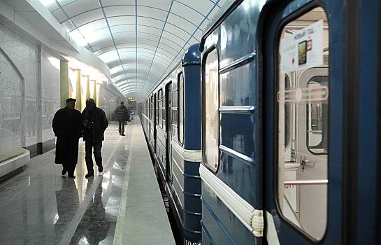 В Киеве переименовали станцию метро Льва Толстого