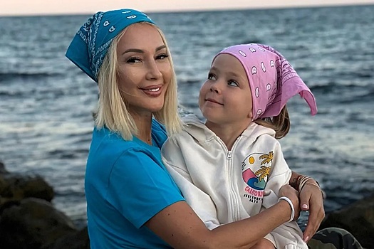 Дочь Леры Кудрявцевой рассказала о «шопинге» в школе