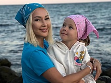 Дочь Леры Кудрявцевой рассказала о «шопинге» в школе