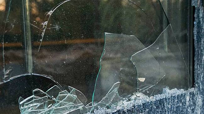 В российском регионе из-за атаки беспилотников выбило окна в нескольких квартирах