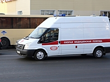 В Омской области молодой водитель устроил аварию с переворотом