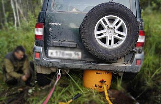 Надувные домкраты: почему водители все чаще предпочитают данный вид инструмента