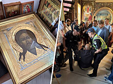 Мужчина устроил провокацию на службе в Киево-Печерской лавре