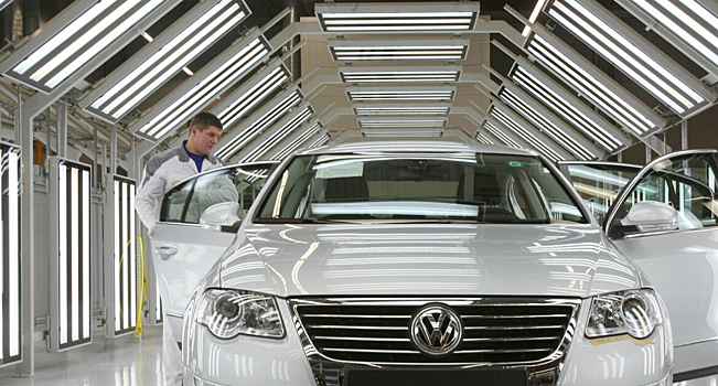 Минпромторг прояснил ситуацию с продажей российского завода Volkswagen