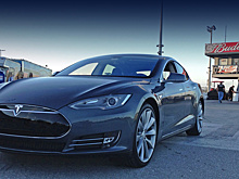 В Испании пообещали к 2016 году создать электрокар класса люкс