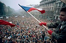 Цветная революция в Югославии послужила примером для свержения власти в любом государстве