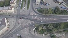 Ситуация на дороге в районе Пошехонского моста в Вологде находится на контроле
