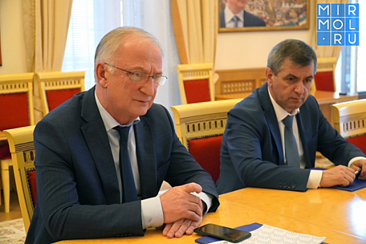Обсуждены вопросы взаимодействия Правительства Дагестана и Промсвязьбанка