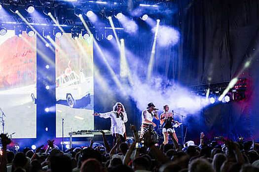 Группа "Банд'Эрос" появилась впервые за долгое время на фестивале в Абрау-Дюрсо