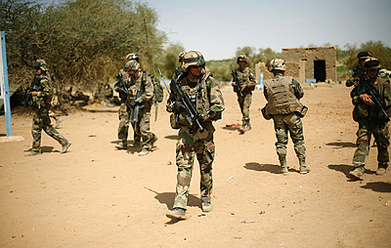 Франция минус Африка: три причины большого отступления