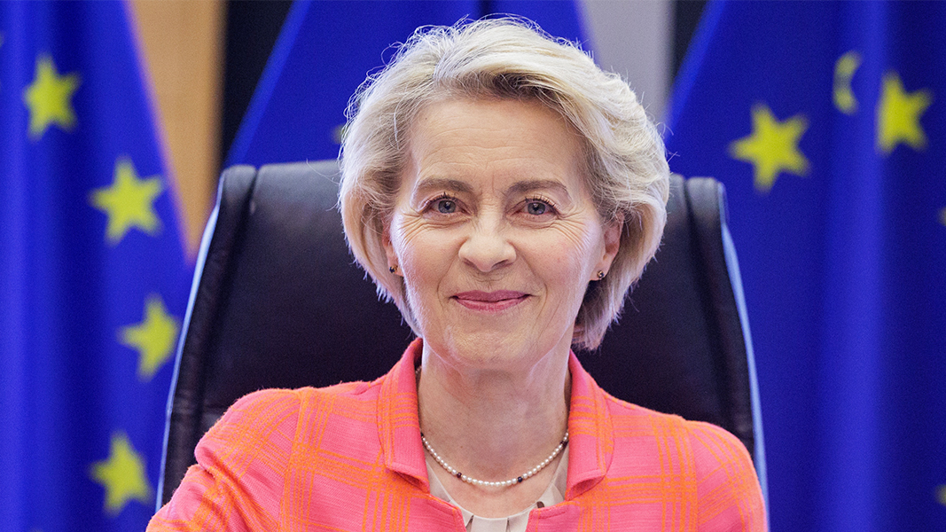 Глава ЕК увидела сигнал для ЕС в прекращении США поставок оружия Украине