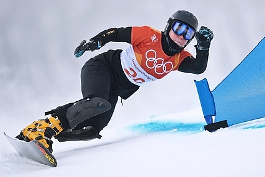 Быкова выиграла параллельный гигантский слалом на этапе КМ по сноуборду в Скуоле