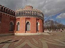 Директор «Царицыно» рассказала о гордости мебельной коллекции музея-заповедника