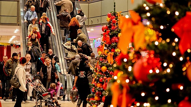 Маркетолог объяснила, как людей побуждают к покупкам в период праздников