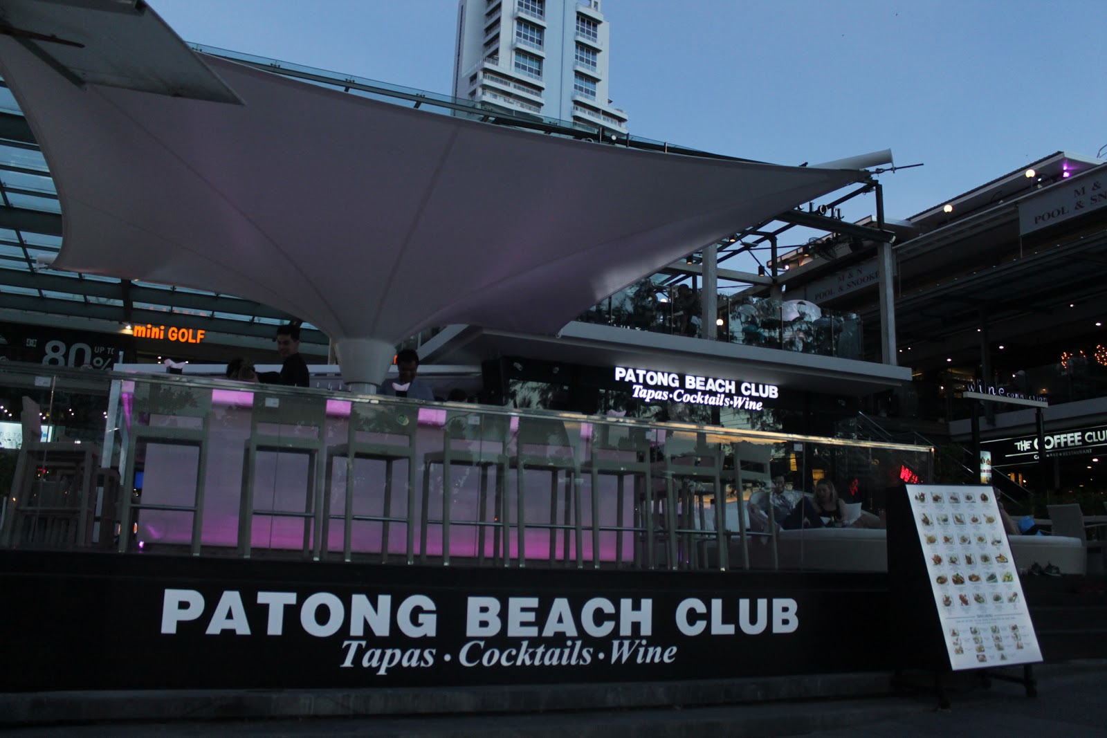 Patong Beach Club (Tapas, Cocktails, Wines), Пхукет, Таиланд