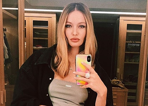 25-летняя модель Романова ждет второго ребенка от 56-летнего миллиардера Доронина?